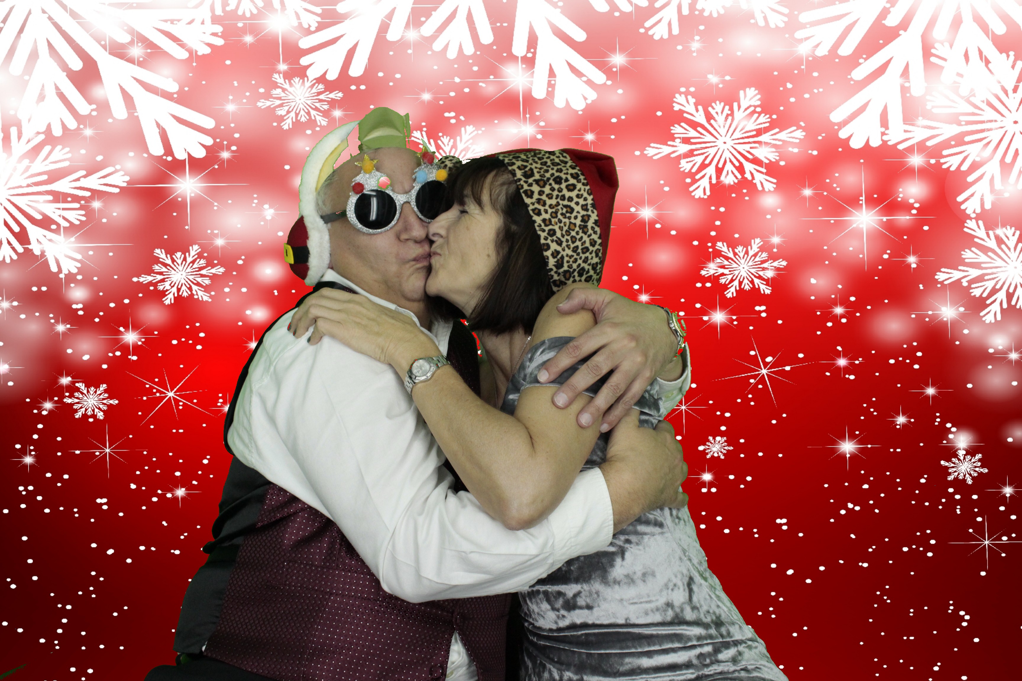 Silvermere Christmas Party | View more photos from the event at gallery.myphotoboothexperience.co.uk/u/MyPhotoBoothExperienceLtd/Silvermere-Christmas-Party-3